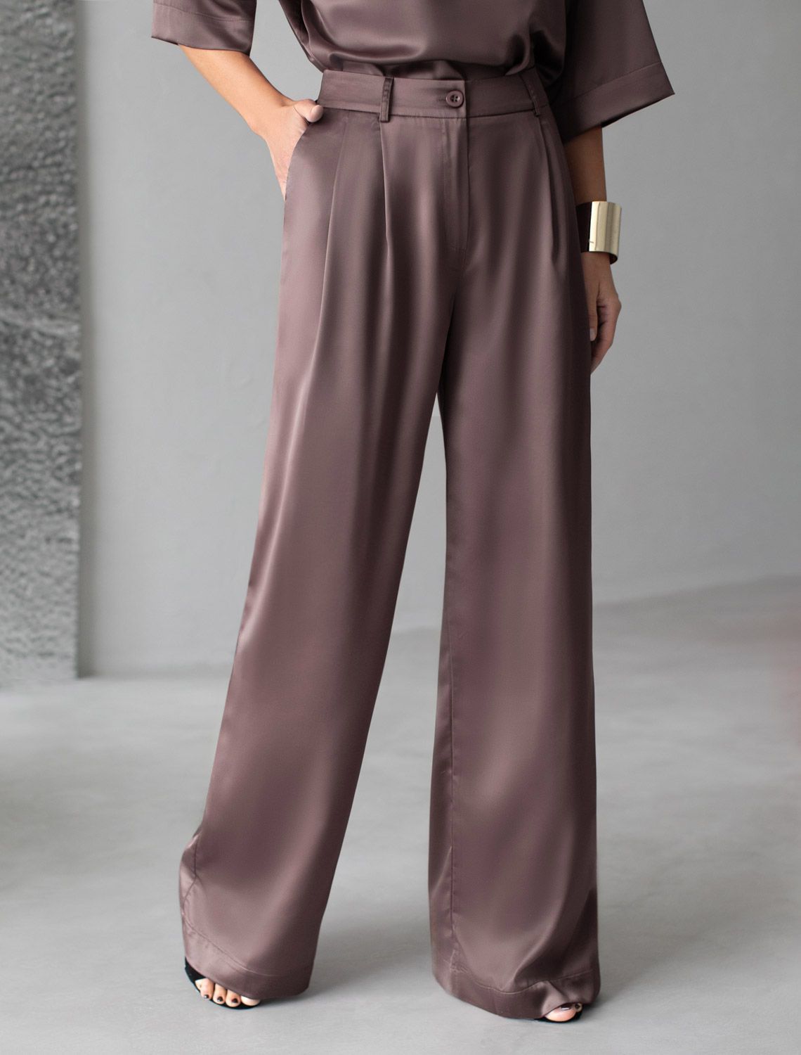 Брюки палаццо широкие из струящегося сатина