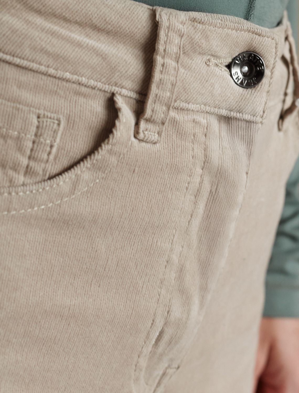 Брюки из эластичного микро-вельвета