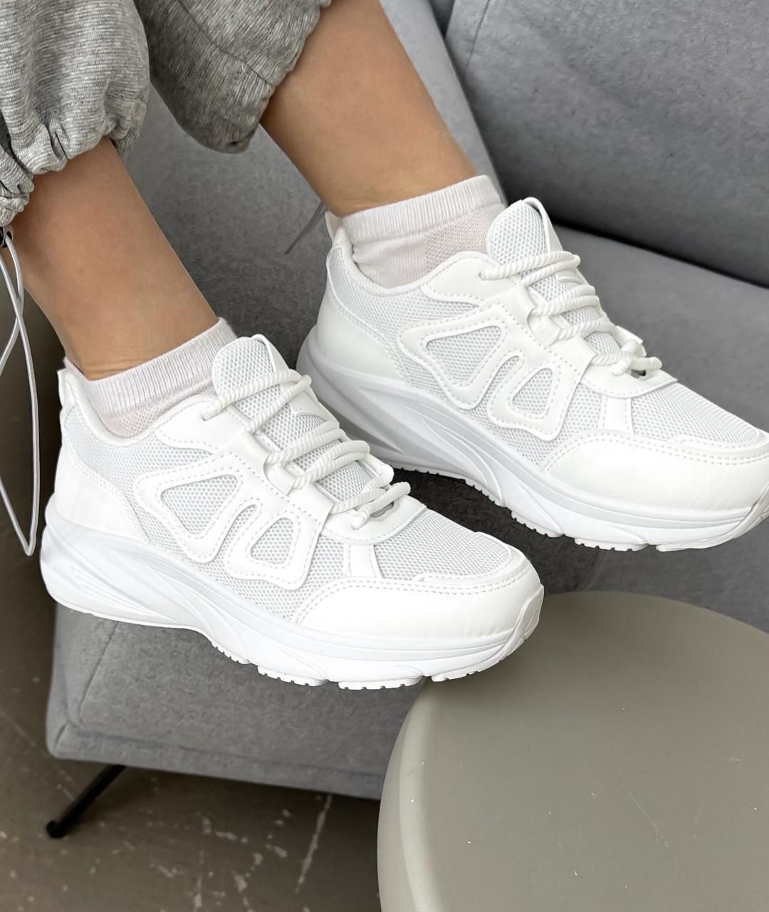 Кроссовки женские, код 2588950