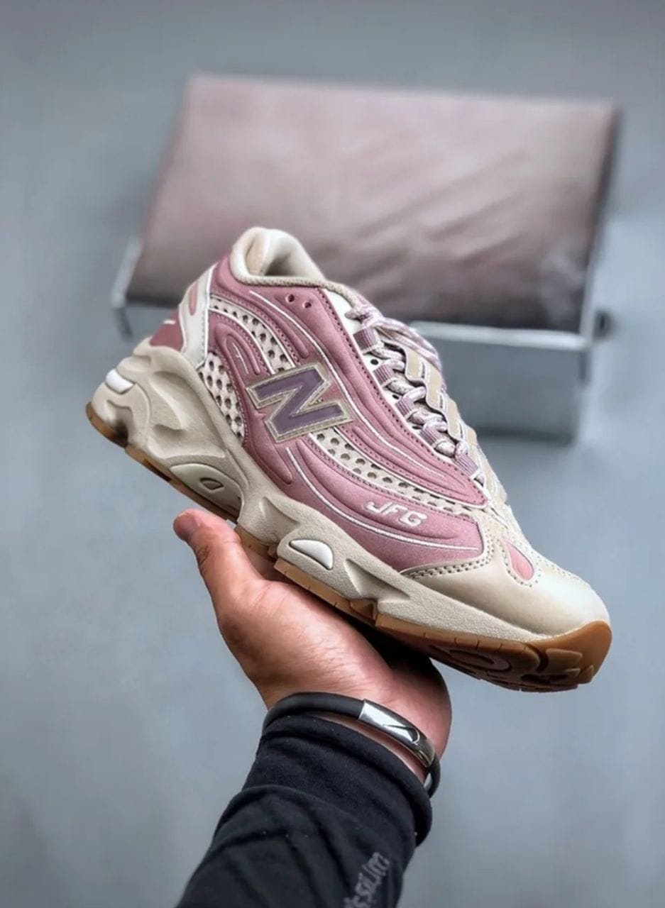 Кроссовки женские, код 2588803