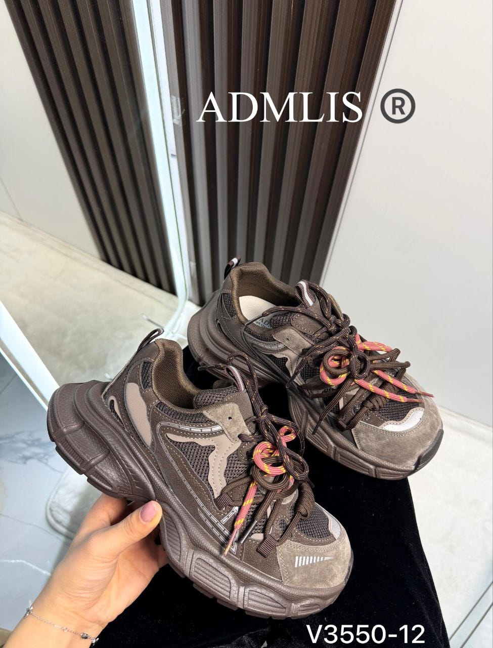 Кроссовки женские, код 2588808