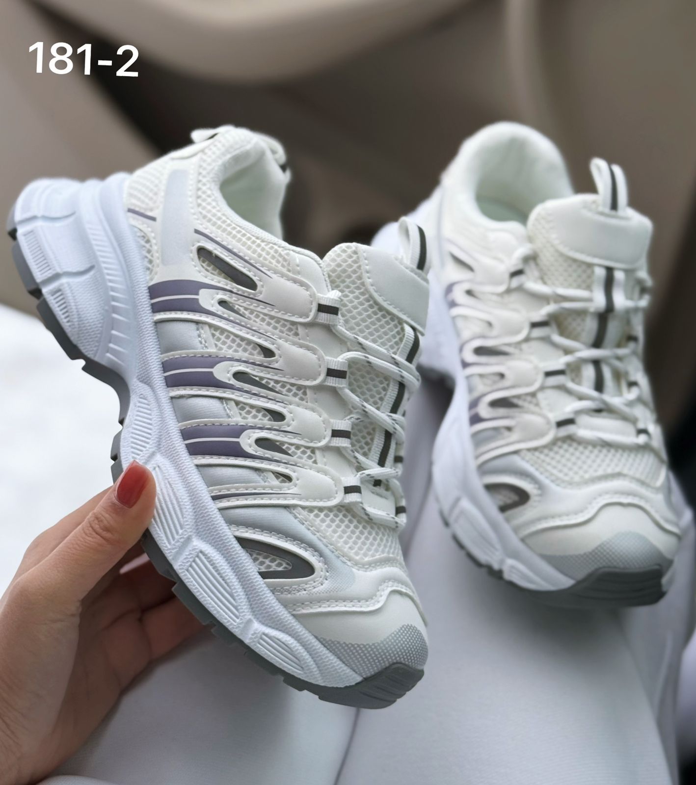 Кроссовки женские, код 2588949