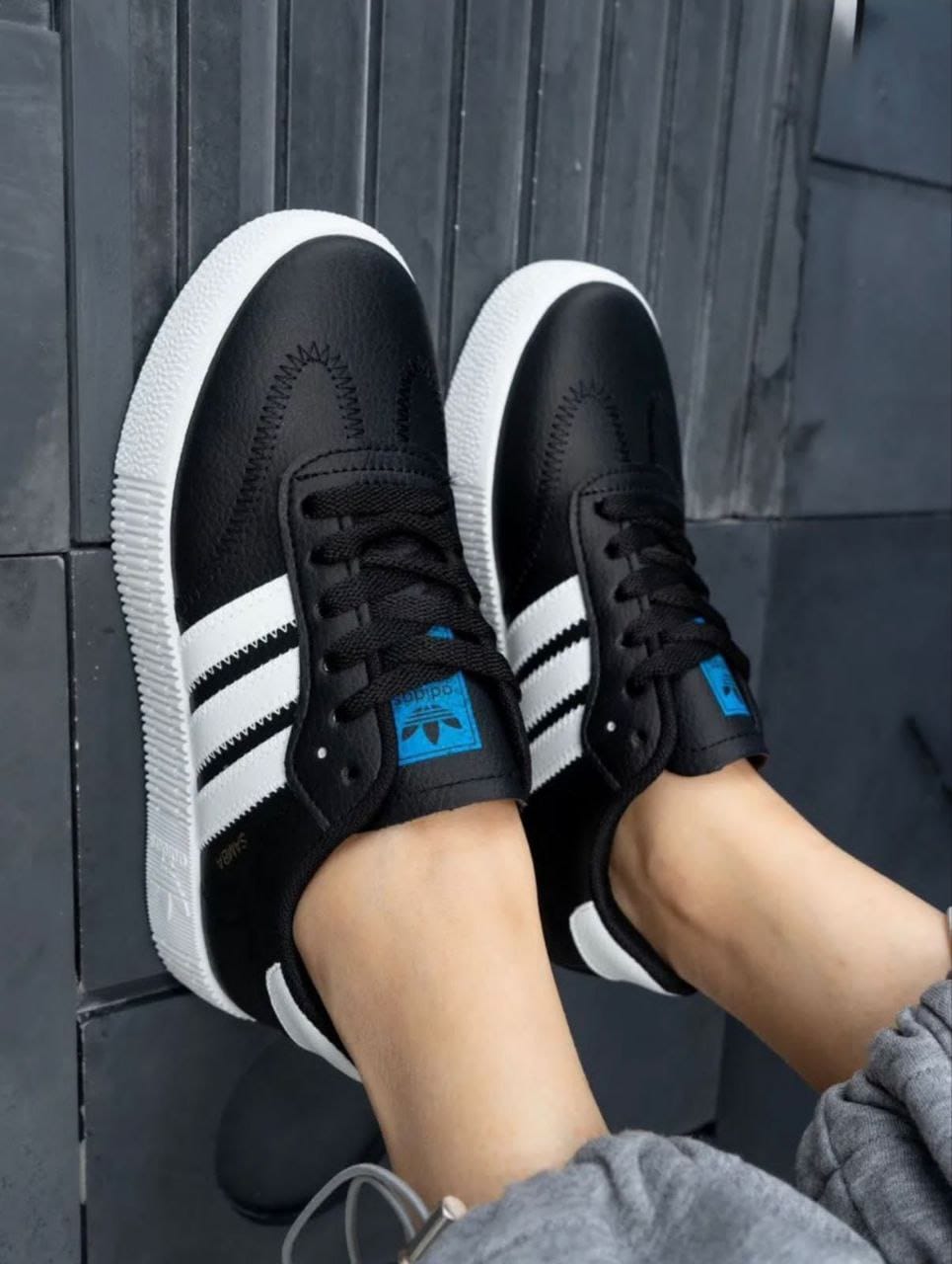 Кроссовки женские, код 2588785