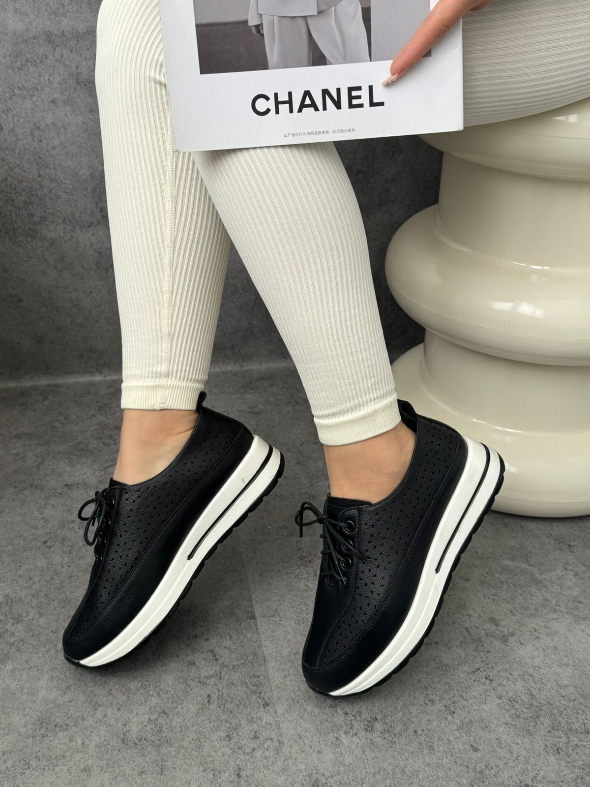 Кроссовки женские, код 2589440