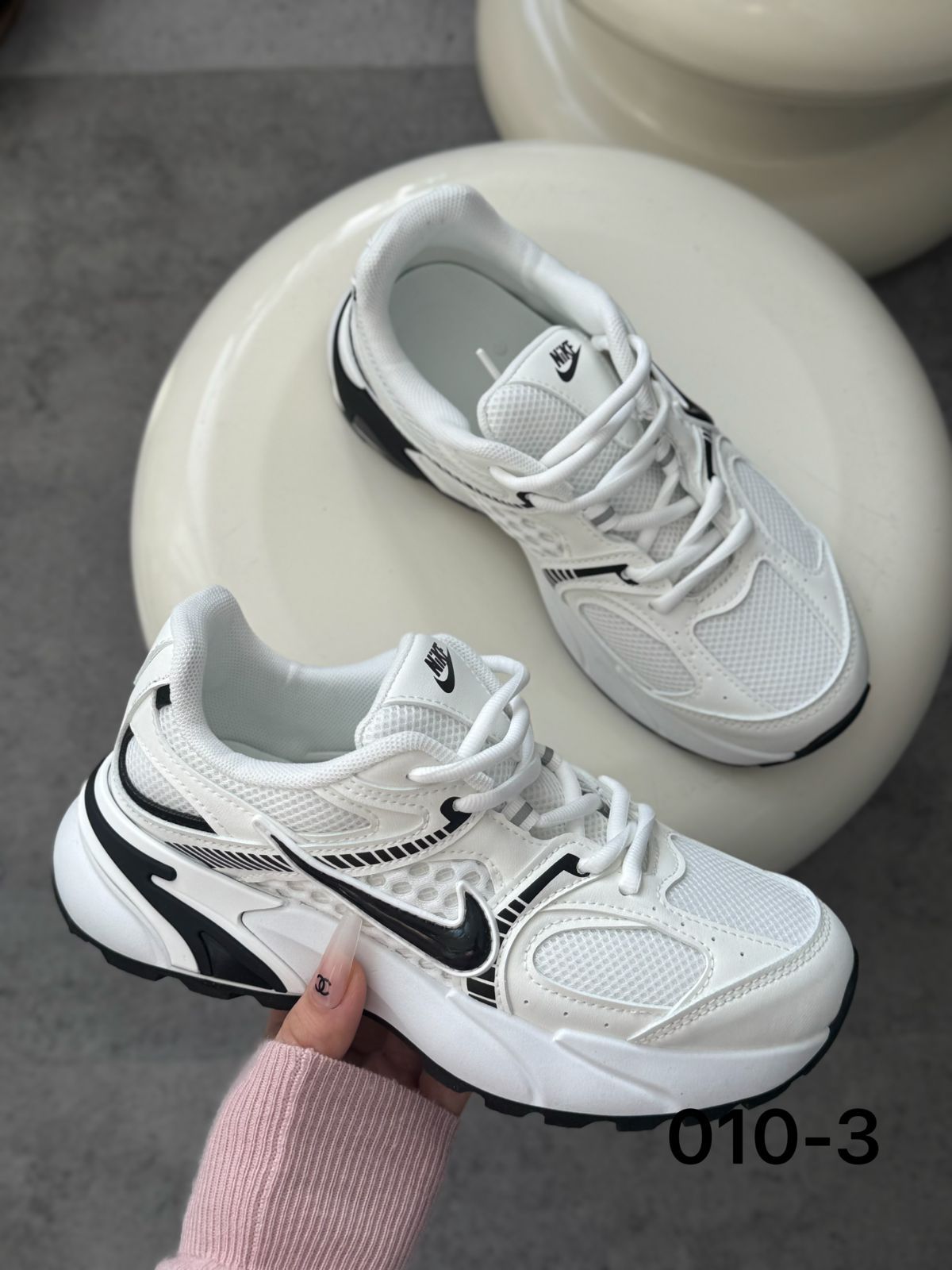 Кроссовки женские, код 7381368