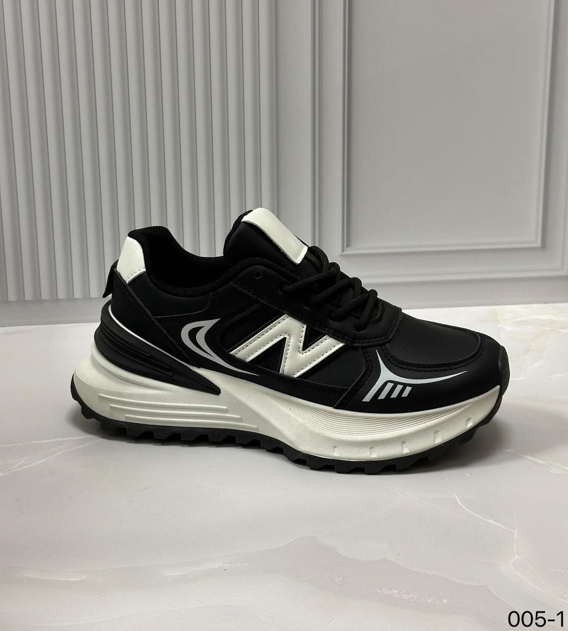 Кроссовки женские, код 2588788