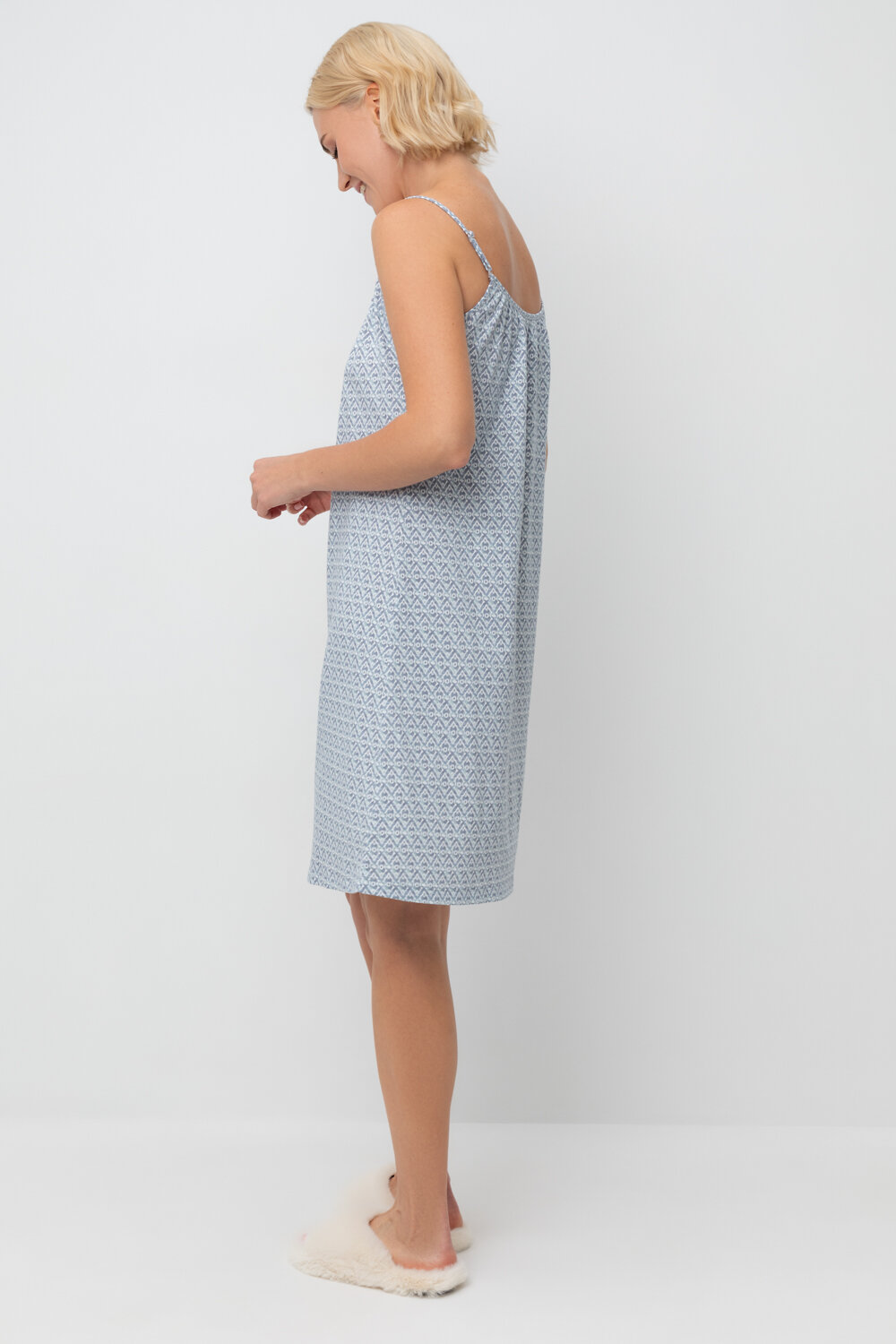 ст. цена1288руб.! Trikozza Сорочка Е 10053сахар, восточный орнамент