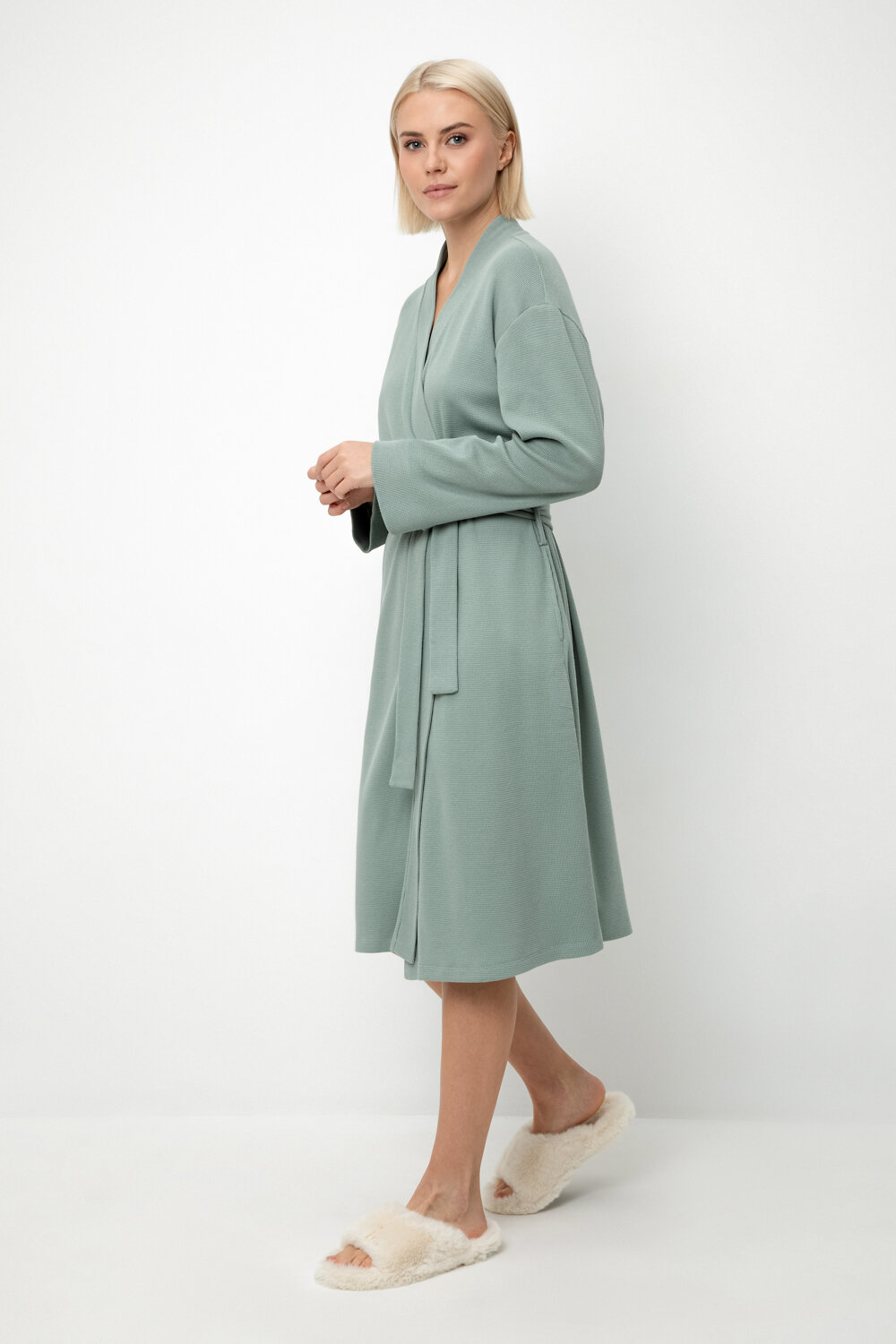 ст. цена2240руб.! Trikozza Халат Е 50026сухой зеленый