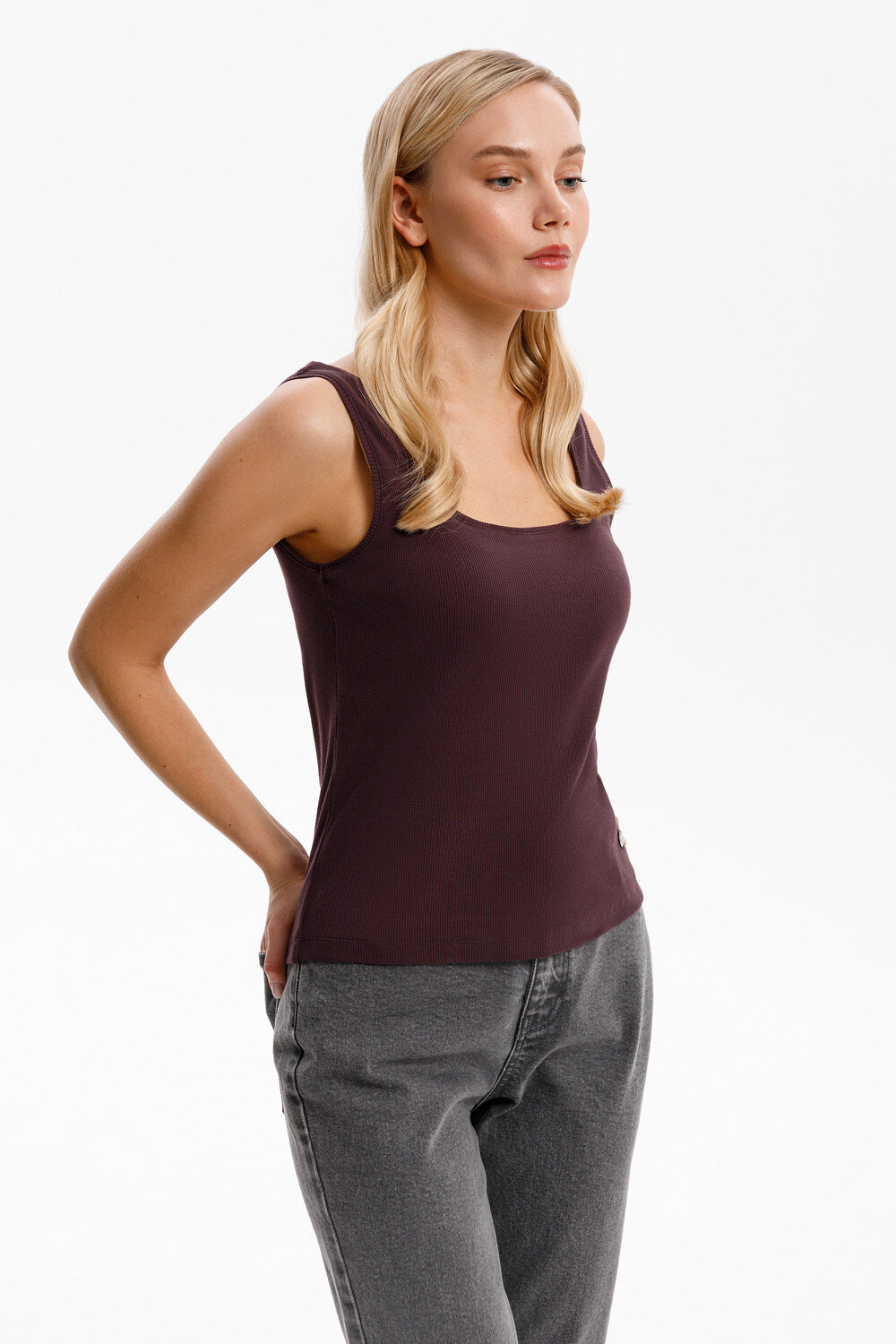 VERY NEAT Топ ЕВТ 3224/25 бордовый