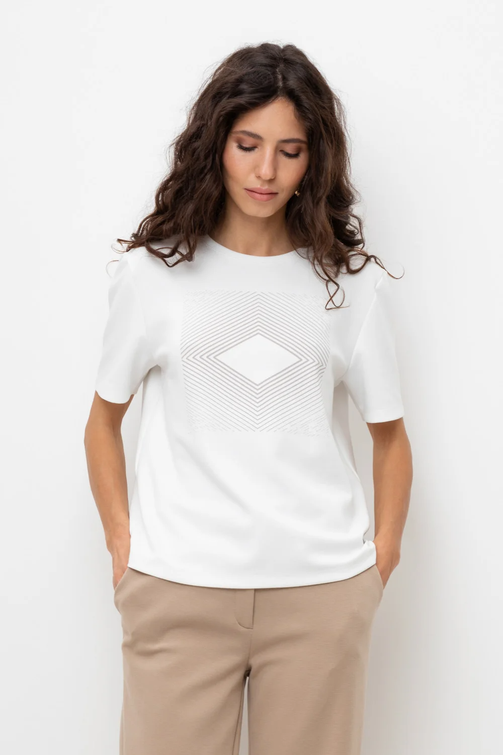 VERY NEAT Футболка ЕВТ 3297 бежевый