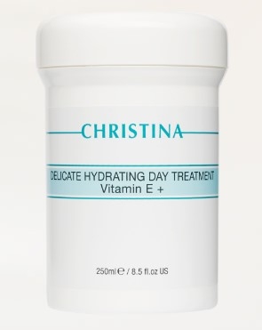 CH Нежный увлажняющий дневной крем с витамином Е Для нормальной и сухой кожи,Delicate Hydrating Day Treatment + Vitamin E, 250ml