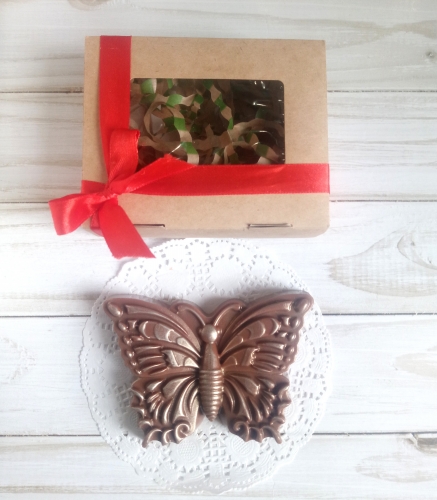 Бабочка. Шоколадная фигурка в подарочной упаковке