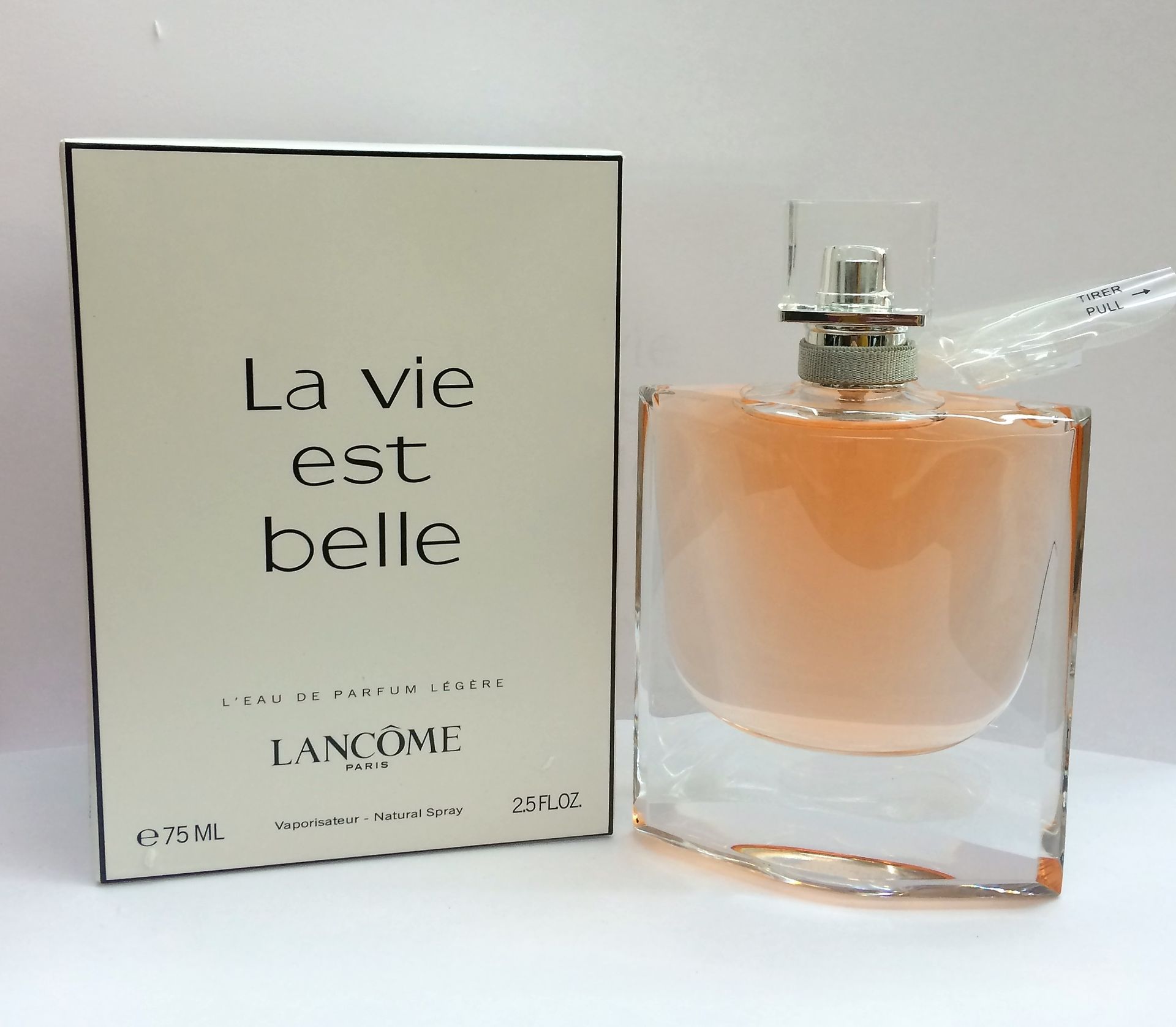 Ланком лави эст бель. Lancome la vie est 75 ml. Ланком ла вие ест белле 75 мл. Ланком лави эст бель. Духи ла ви эст бель.
