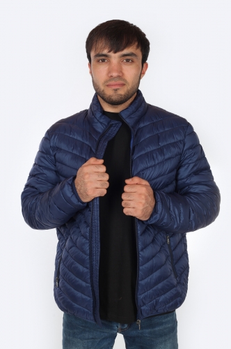 Черная мужская стеганая куртка JCT & CO Демисезонная модель, необходимая в любой гардероб. №3881