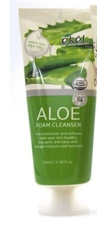 Очищающая пенка с алое вера  Ekel Foam Cleanser Aloe 100мл