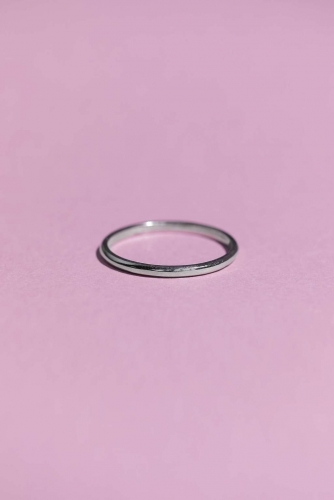 Серебряное узкое кольцо 2 мм