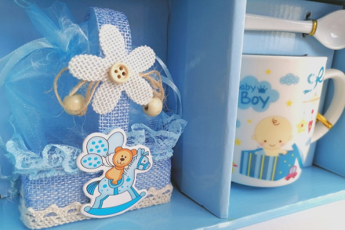 Подарочный набор из кружки, ложки и корзинки для мальчика, из фарфора