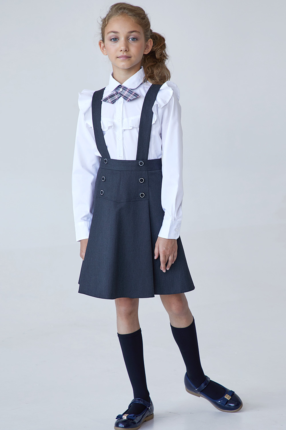 Школьная юбка на бретелях для девочки