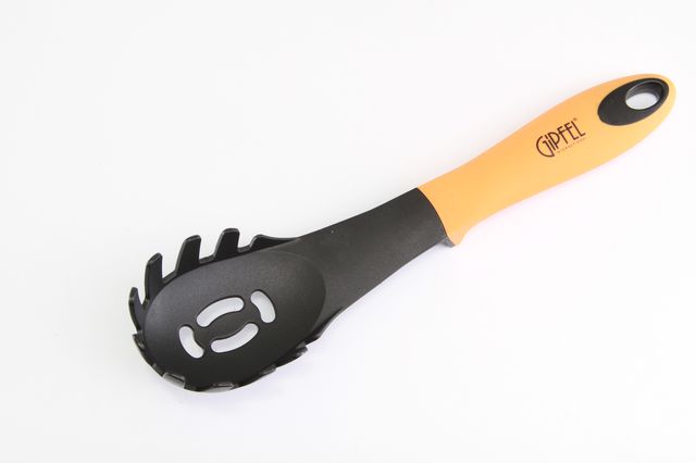 6460 GIPFEL Ложка для спагетти COMFORT 28,5х7,0см (Нейлон PA66, TPR cover,PP)