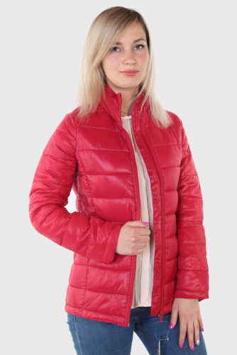 Красная женская куртка LTB – зачётный стайл нового сезона №131