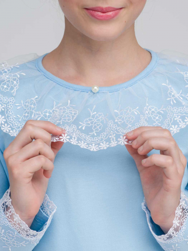 Трикотажная школьная блузка Амира голубая с белым
