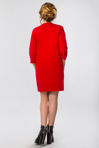 Красное платье с необработанными краями