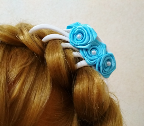 Краб для волос с голубыми розами