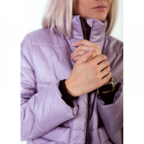 Утепленная женская куртка с обьемным карманом, цвет-лиловый арт. KG013