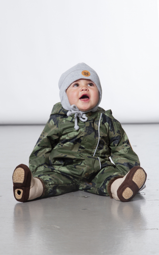 Комбинезон детский для мальчика  (в комплекте варежки + шапка)