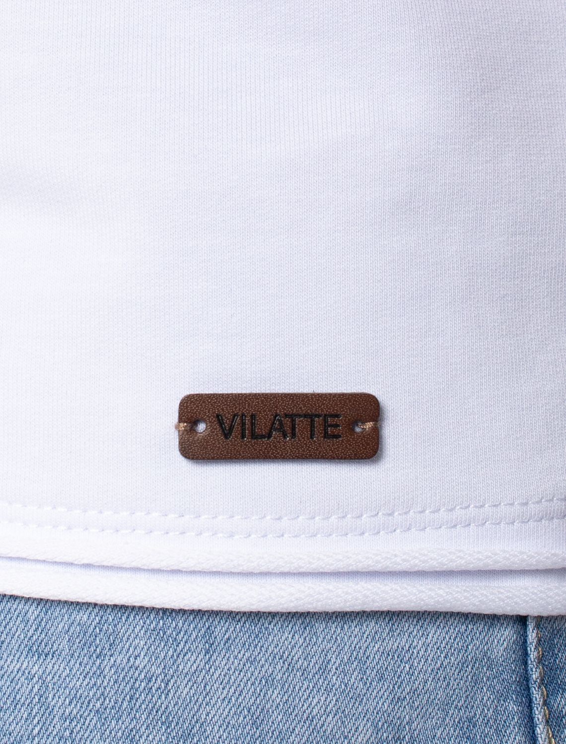 Ст.цена 1390р Футболка с открытыми срезами из тонкого футера с принтом U49.011 белый