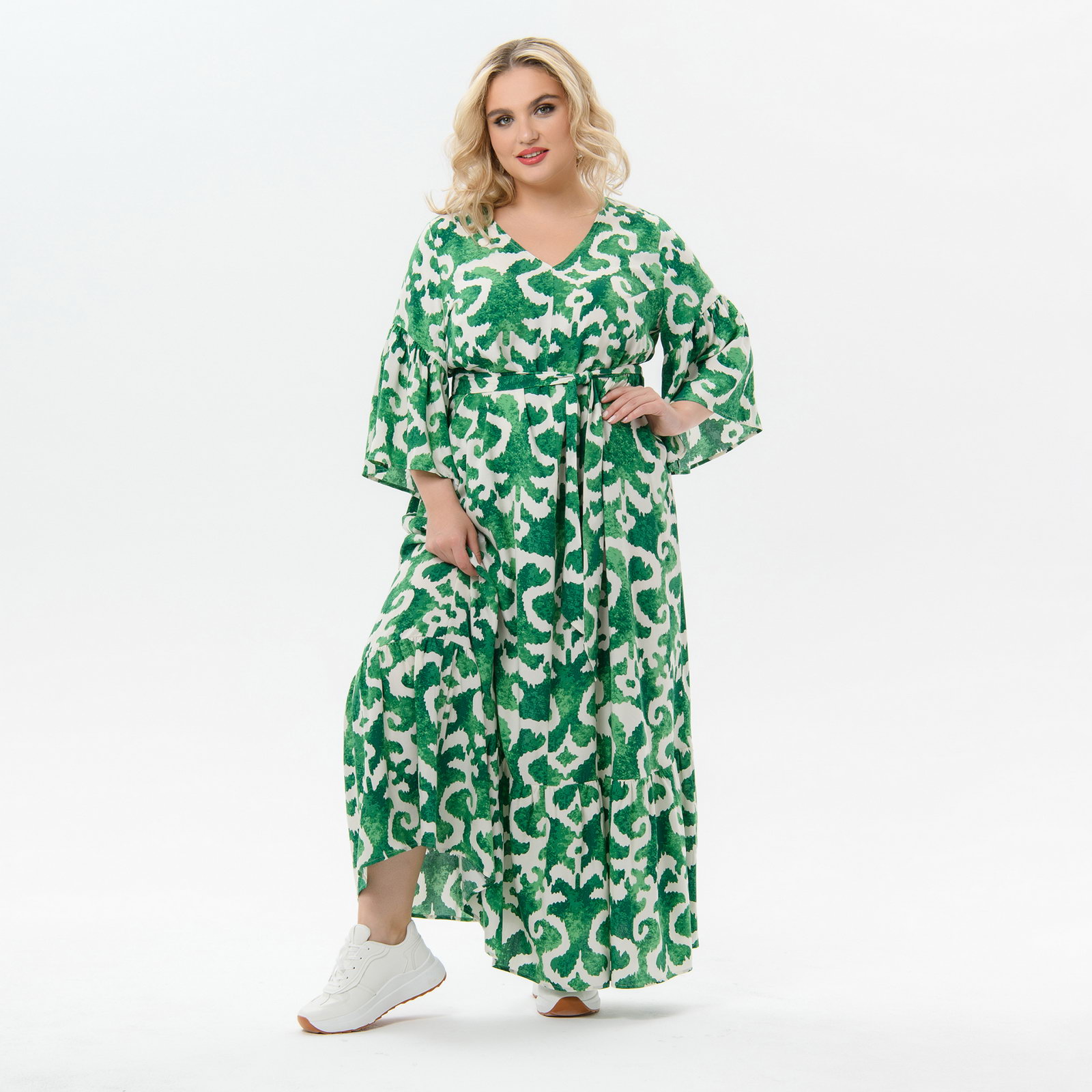 Платье длинное с V - вырезом и воланом по низу, штапель принт