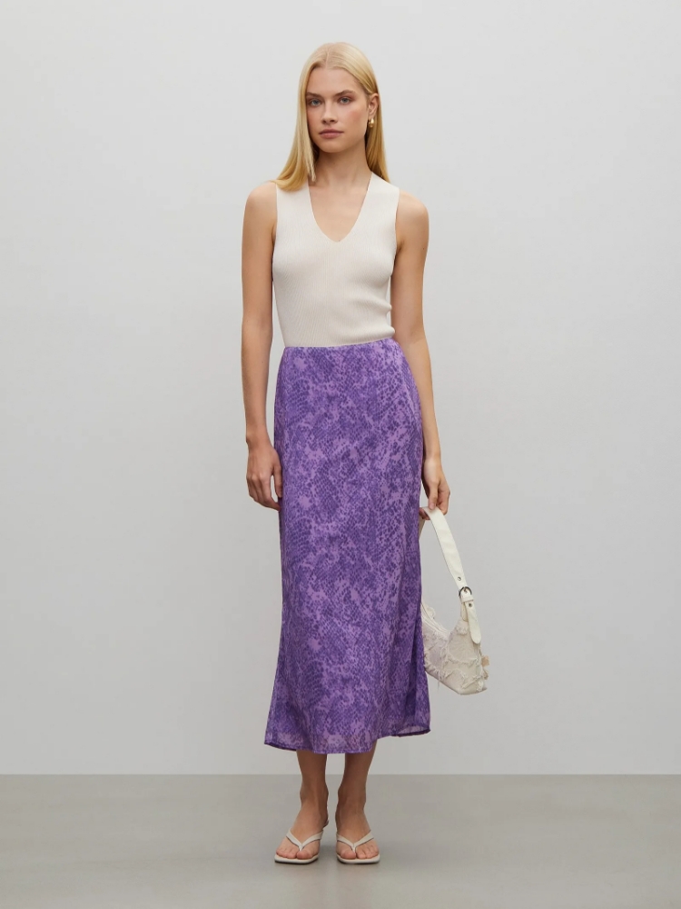 Юбка а-силуэта из 100% вискозы ,
100% полиэстер ,