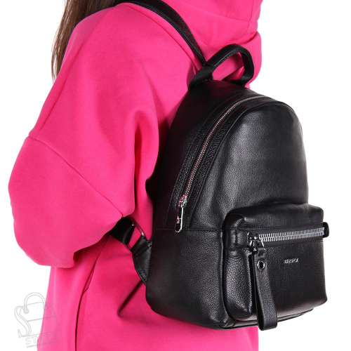 Рюкзак женский кожаный 99449 black Velina Fabbiano-Safenta
