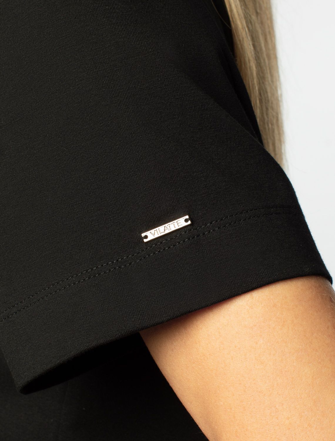 Футболка из премиального хлопка с эластаном D49.987 черный