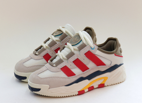 Цена была 1863р.Кроссовки Adidas нат. кожа (36-41)р. / шт.
