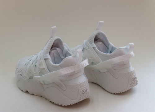 Была цена 1656р.Кроссовки Nike Air Huarache Craft (36-41)р. / шт.