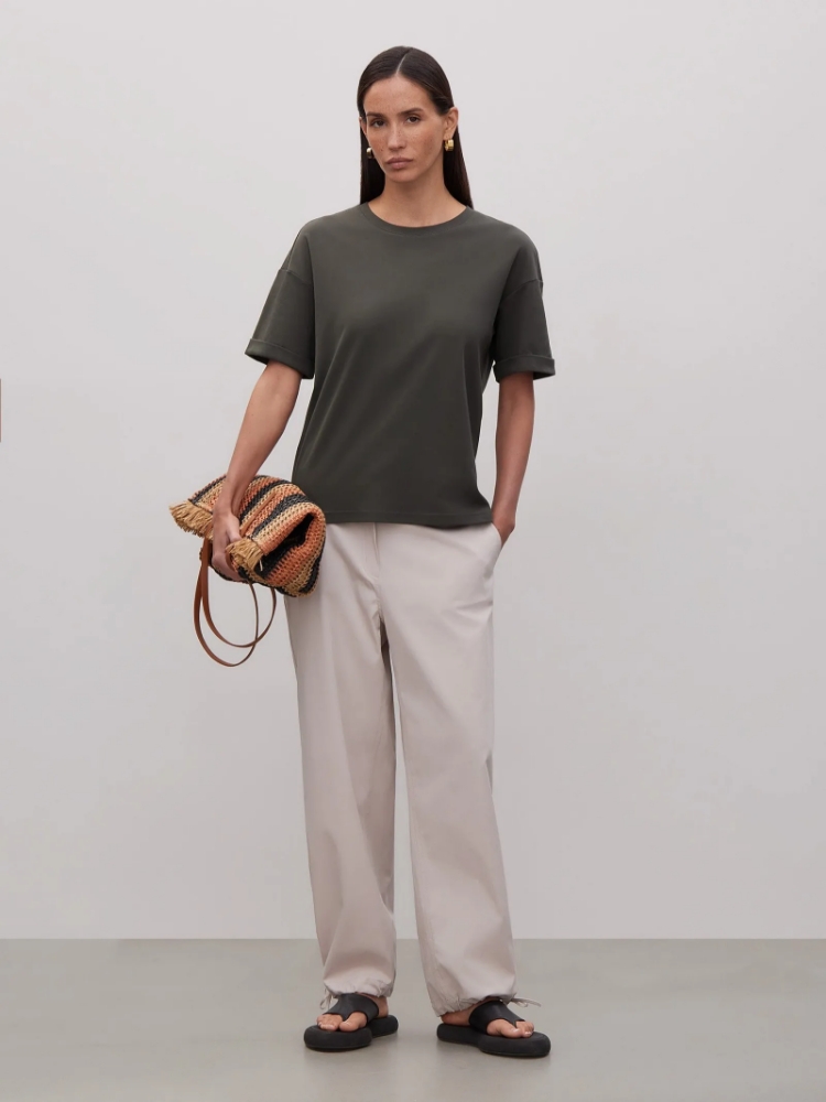 Брюки на завязках снизу ,
97% хлопок, 3% эластан ,