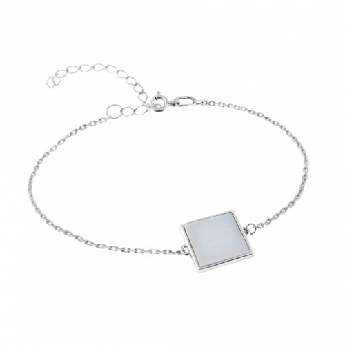 Серебряный браслет с белым мрамором квадратной формы
