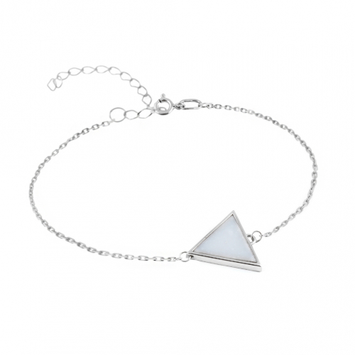 Серебряный браслет с белым мрамором треугольной формы