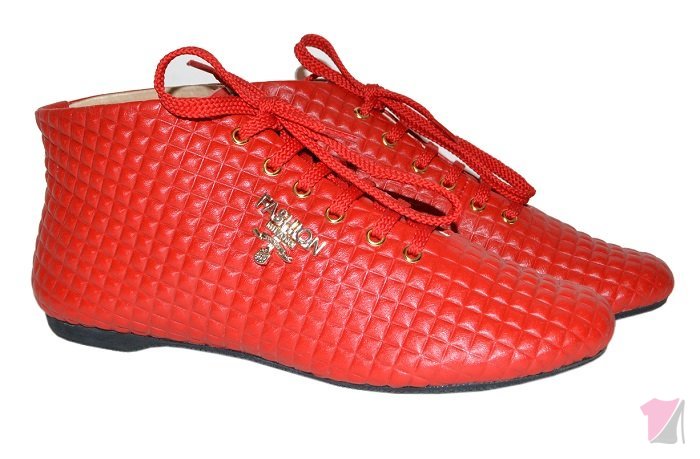 Парфюм мужской ягуар ред. Коррексы обувь красные. Red class обувь. Red class. World class redside москва.