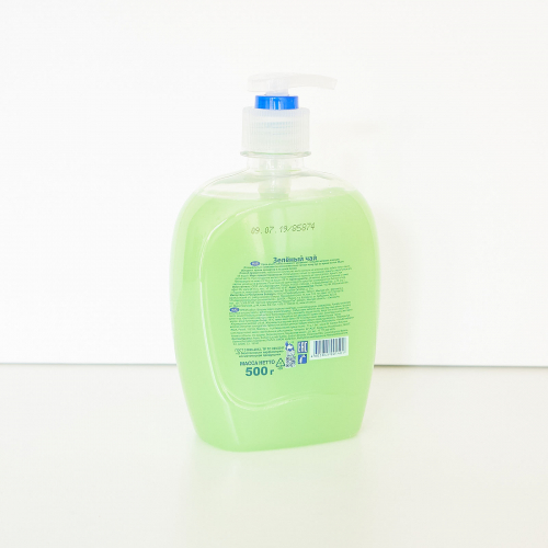 Жидкое мыло ”Help” Зеленый чай 500 г с дозатором