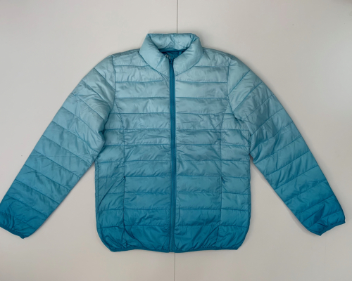 Светлая мужская куртка от бренда Jackson Hole  №3646