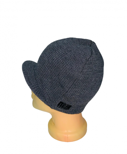 Серая шапка с козырьком  №1568