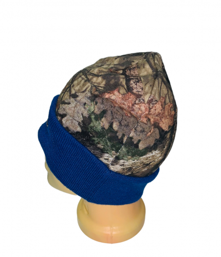 Камуфляжная шапка с синим отворотом  №1539