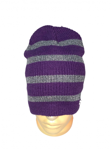 Фиолетовая шапка в серую полоску  №110