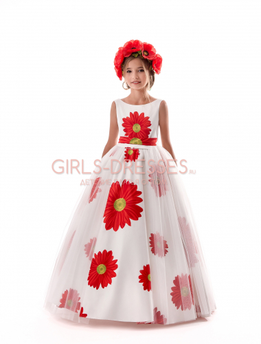 Красочные цветы на платье создадут летнее настроение в любое время года и для любово праздника