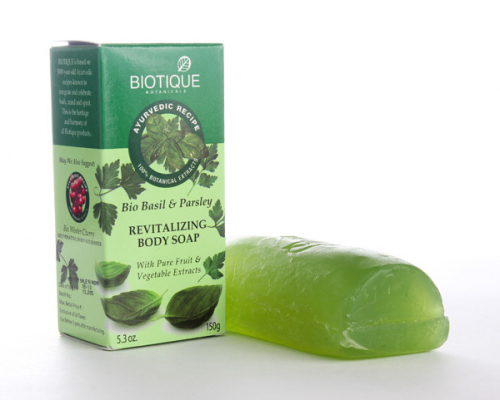 Мыло для тела с базиликом и петрушкой, Bio BASIL and PARSLEY Revitalizing Body Soap Biotique, 150 г