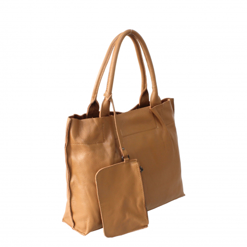 Стильная женская сумочка Astrol_Flonge из натуральной кожи песочного цвета.