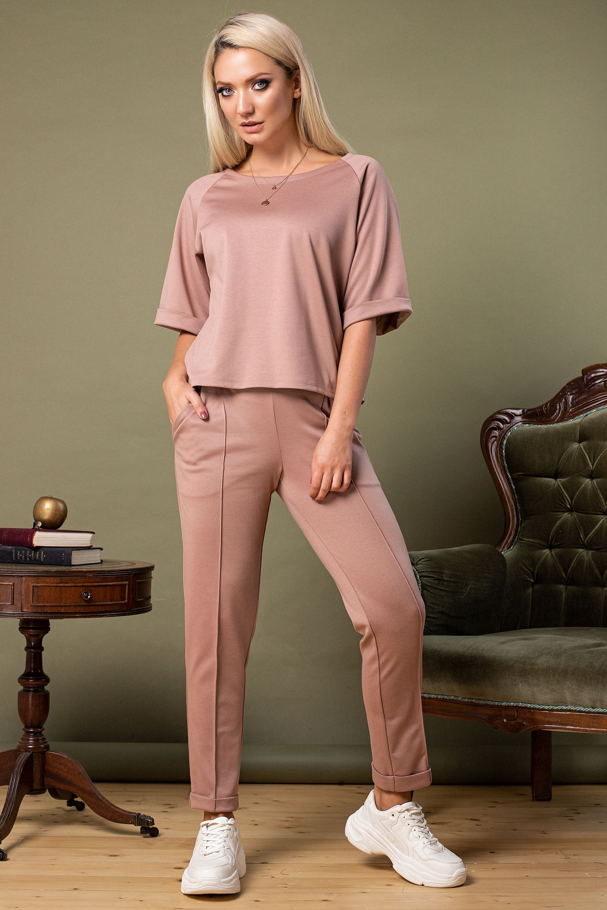 Прогулочный костюм женский. Костюм 1141-5018, 48. Костюм женский повседневный. Спортивный костюм прогулочные. Спортивный костюм прогулочные.