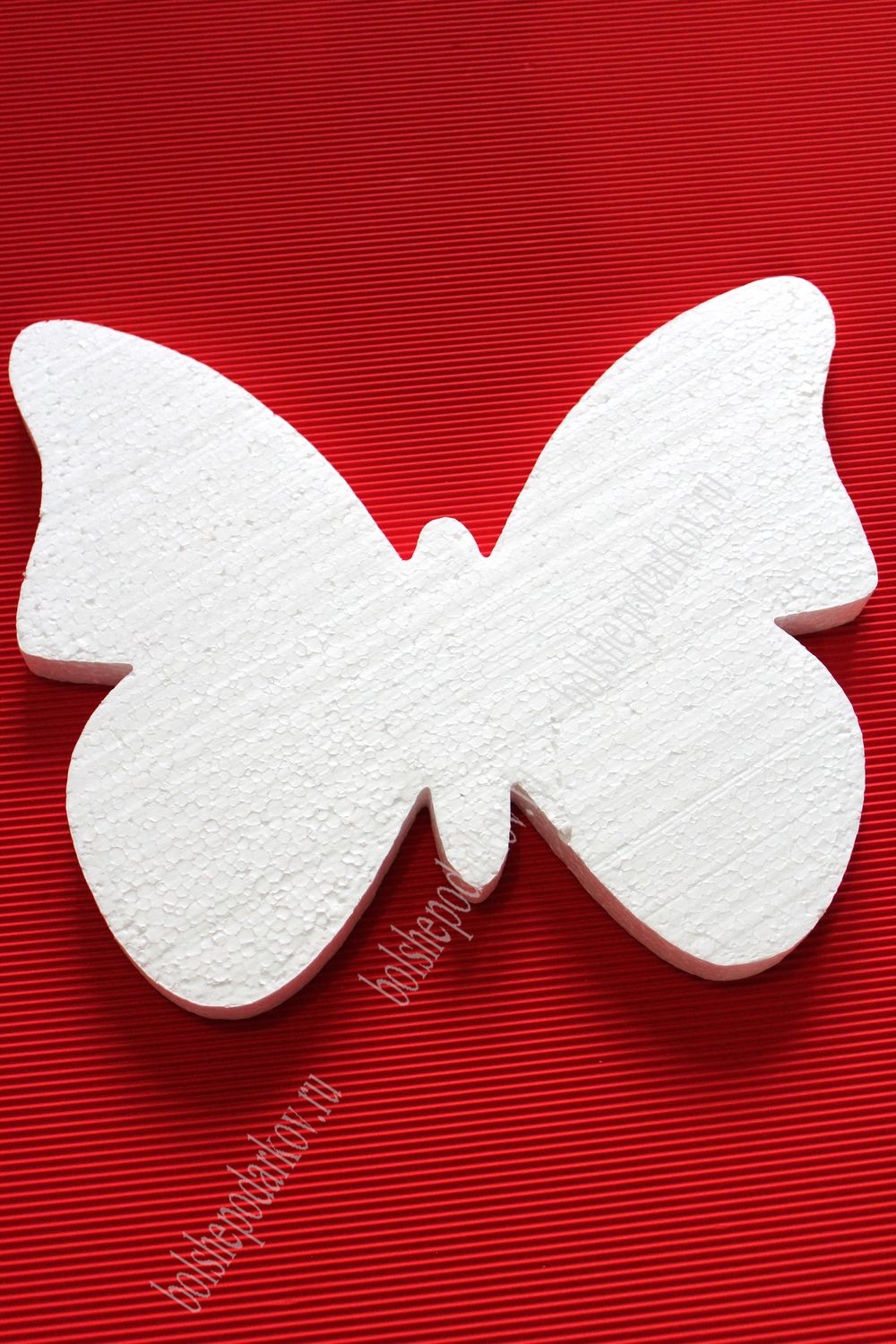 Бабочка из пенопласта своими руками